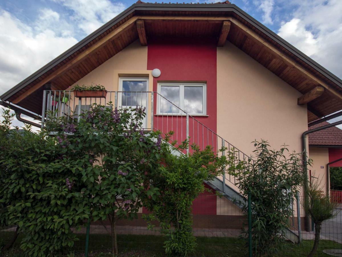 Apartment Marjetka Zirovnica Luaran gambar